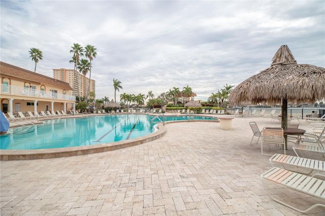 5020 BRITTANY DRIVE S 124, St Petersburg, FL 33715