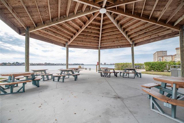 5020 BRITTANY DRIVE S 124, St Petersburg, FL 33715