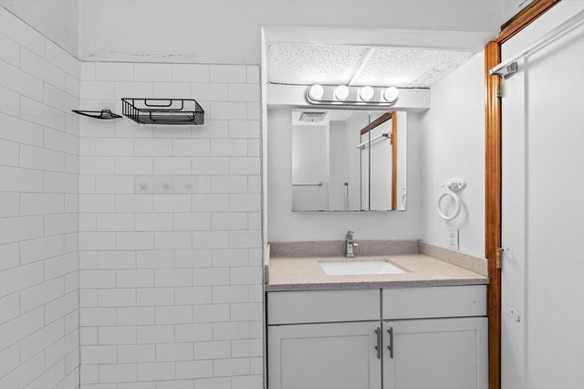 32 Prospect Street 3, Boston, MA 02129