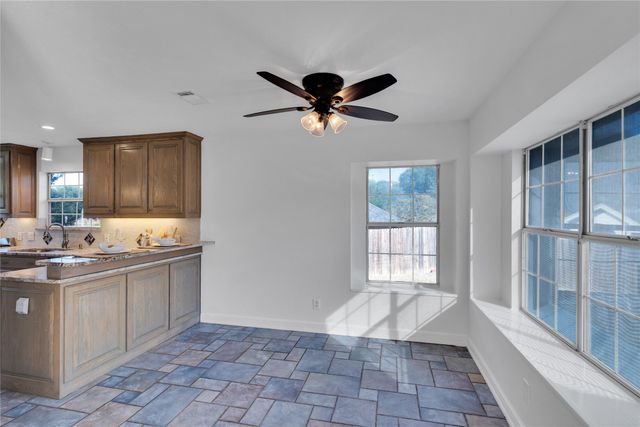 363 Balcones Drive, Fort Worth, TX 76108