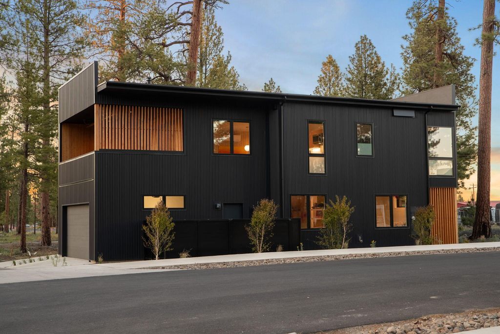 495 N Pine Street Lot #156, Sisters, OR 97759
