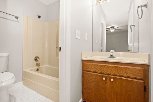 949 Strand Fleet Dr, Antioch, TN 37013