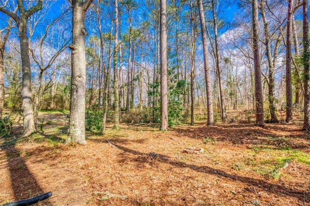 2780 Westminister Ln NW, Conyers, GA 30012