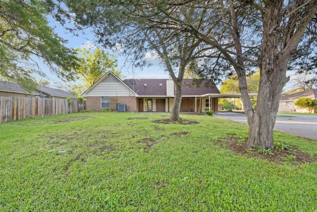 1519 Everitt Street, Navasota, TX 77830