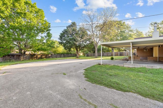 1519 Everitt Street, Navasota, TX 77830