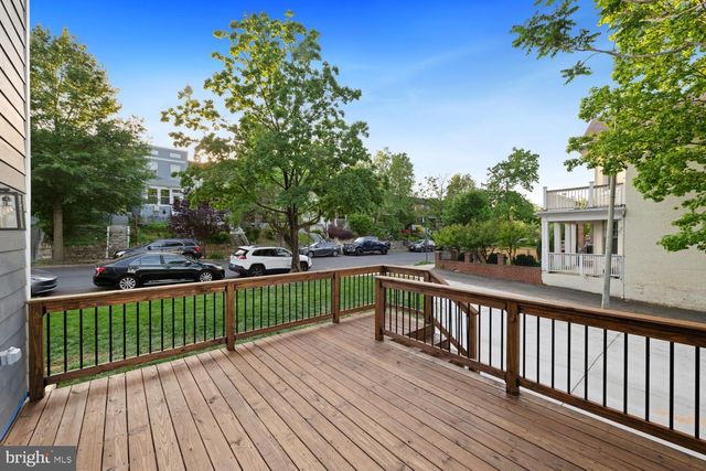 200 BRYANT ST NE, Washington, DC 20002