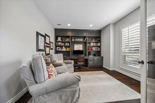 1616 Hewitt Drive, Houston, TX 77018