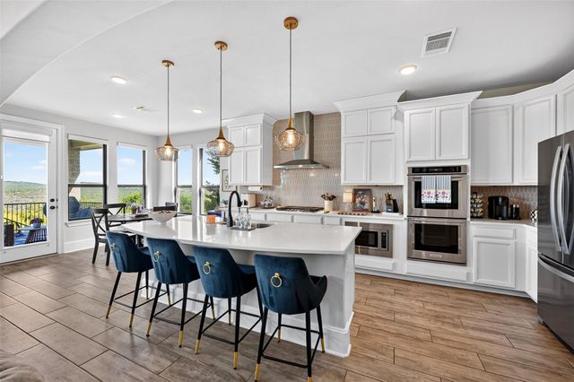 2518 Sunset Vista CIR 22, Spicewood, TX 78669
