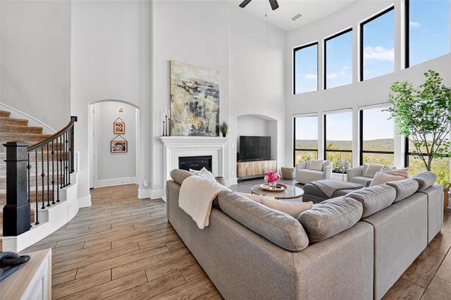 2518 Sunset Vista CIR 22, Spicewood, TX 78669