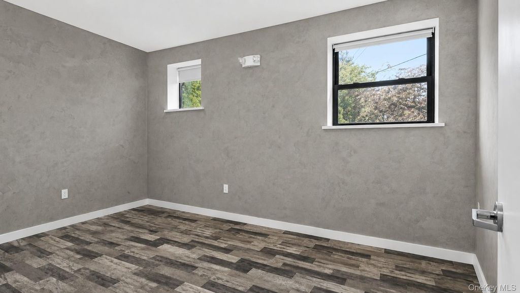 574 aka 576 Kimball Avenue 1, Yonkers, NY 10704 — photo 4