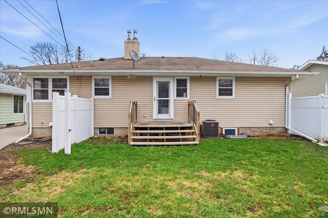 1769 Lake Street, Saint Paul, MN 55113