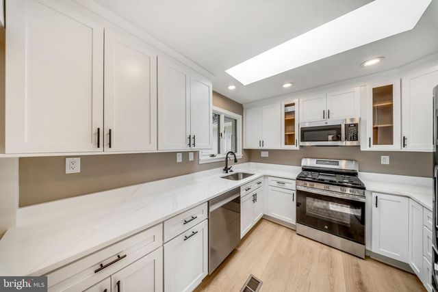 2933 ARIZONA AVE NW, Washington, DC 20016