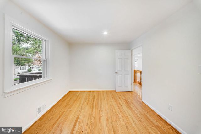 2933 ARIZONA AVE NW, Washington, DC 20016