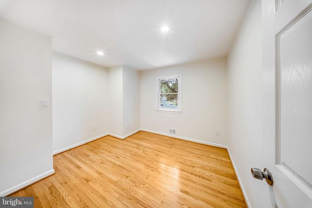2933 ARIZONA AVE NW, Washington, DC 20016