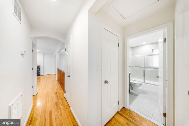 2933 ARIZONA AVE NW, Washington, DC 20016