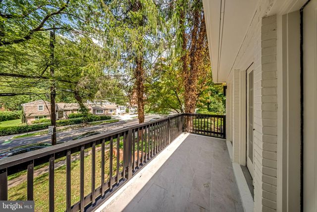 2933 ARIZONA AVE NW, Washington, DC 20016
