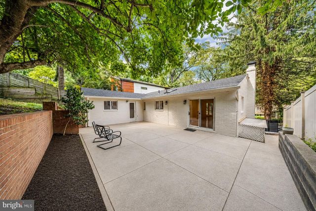 2933 ARIZONA AVE NW, Washington, DC 20016