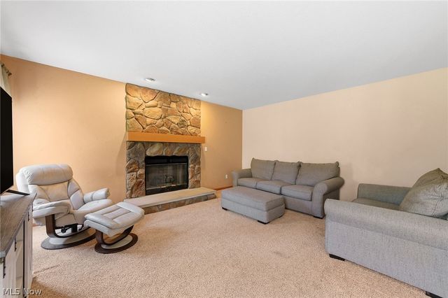 4715 Hilary Circle, Stow, OH 44224