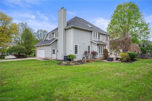 4715 Hilary Circle, Stow, OH 44224