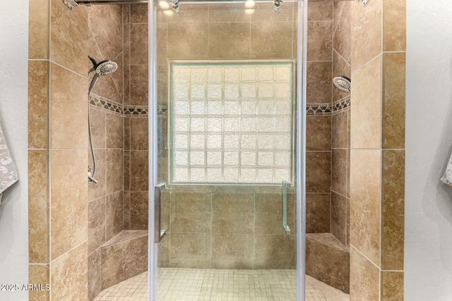 39791 N COUNTRY Lane, San Tan Valley, AZ 85140