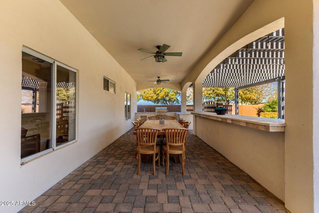 39791 N COUNTRY Lane, San Tan Valley, AZ 85140