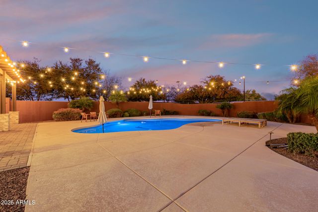 39791 N COUNTRY Lane, San Tan Valley, AZ 85140