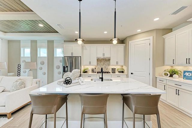 10016 REMBRANDT WAY 101, Bradenton, FL 34201