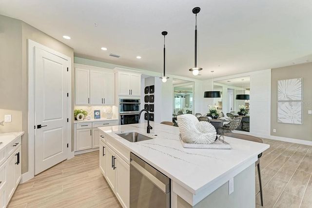 10016 REMBRANDT WAY 101, Bradenton, FL 34201