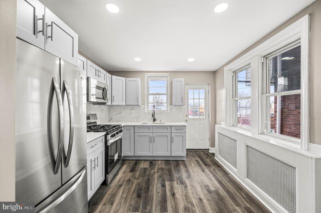 136 W CLARKSON AVE, Philadelphia, PA 19120