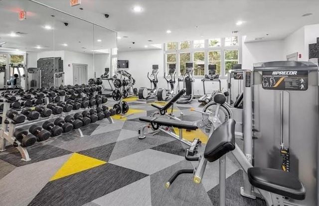 1725 Harvey Mitchell Parkway S 1426, College Station, TX 77840