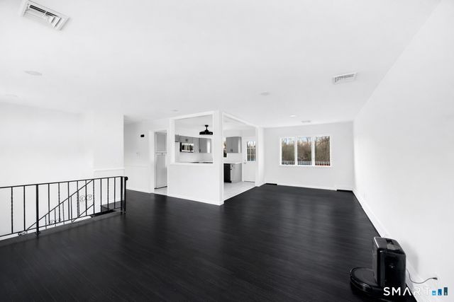 21 Donna Drive, New Fairfield, CT 06812