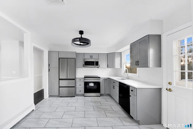 21 Donna Drive, New Fairfield, CT 06812