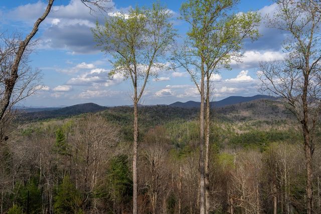 967 River Bend Lane, Blue Ridge, GA 30513