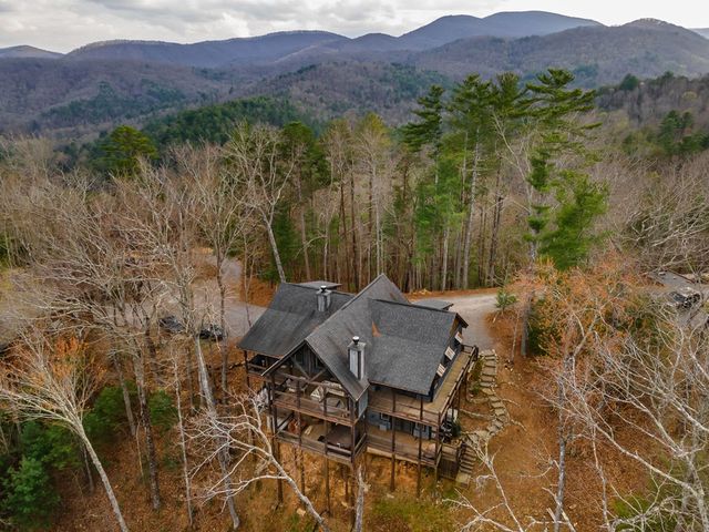 967 River Bend Lane, Blue Ridge, GA 30513