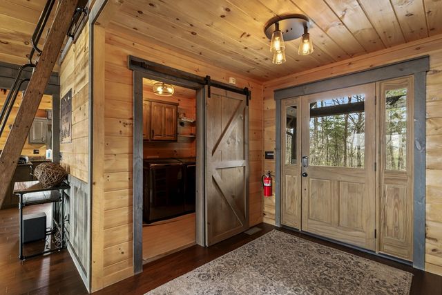 967 River Bend Lane, Blue Ridge, GA 30513