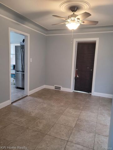 7266 W OUTER Drive, Detroit, MI 48235