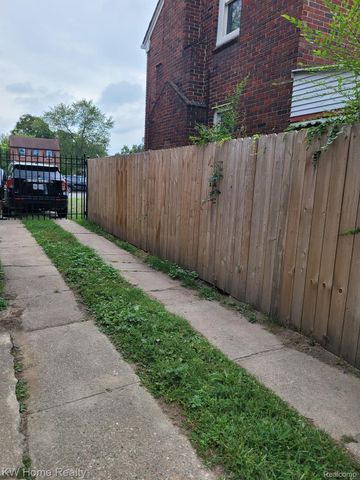 7266 W OUTER Drive, Detroit, MI 48235
