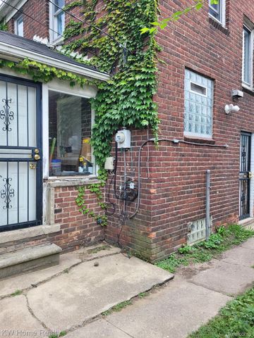 7266 W OUTER Drive, Detroit, MI 48235
