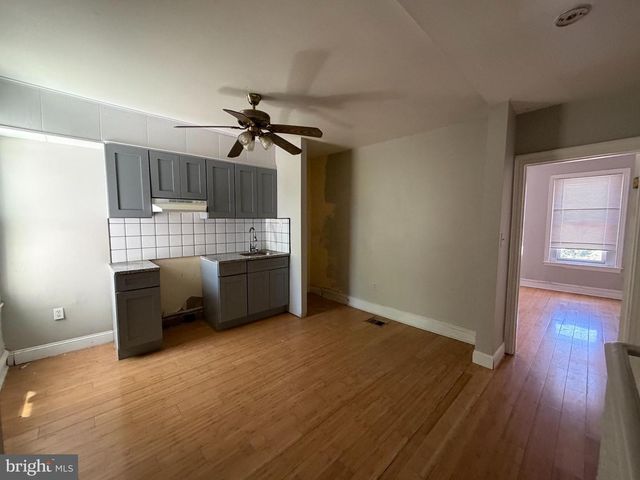 2213 N 11TH ST, Philadelphia, PA 19133