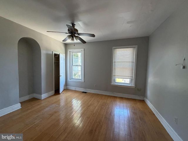 2213 N 11TH ST, Philadelphia, PA 19133