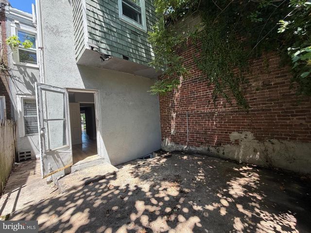 2213 N 11TH ST, Philadelphia, PA 19133