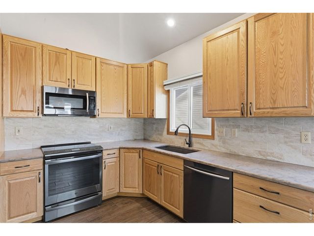 3461 Fieldstone Dr, Fort Collins, CO 80525