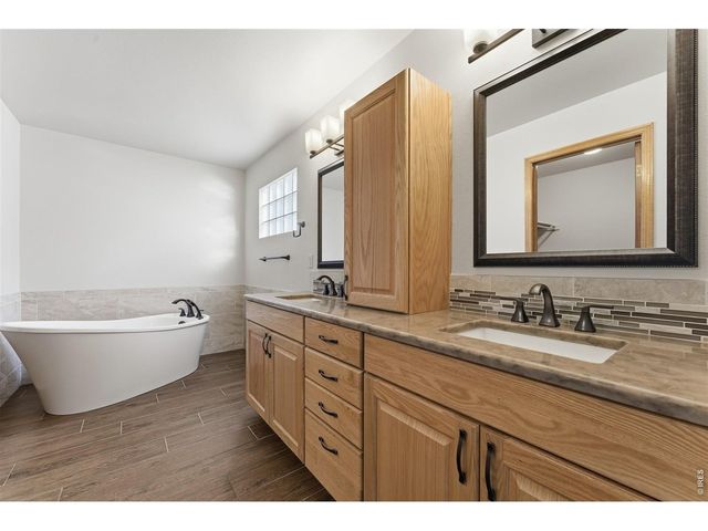 3461 Fieldstone Dr, Fort Collins, CO 80525