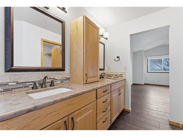 3461 Fieldstone Dr, Fort Collins, CO 80525