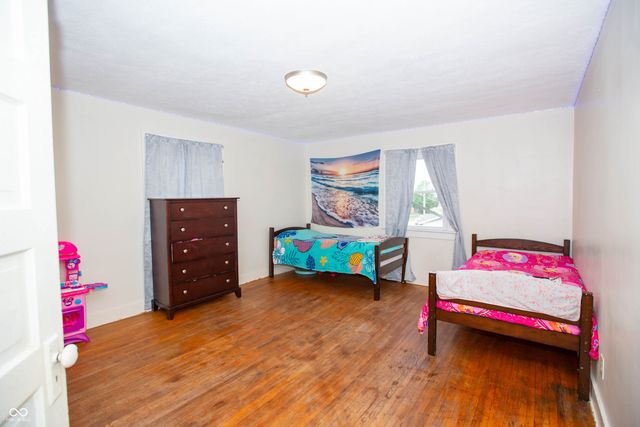 405 S Mulberry Street, Fairland, IN 46126