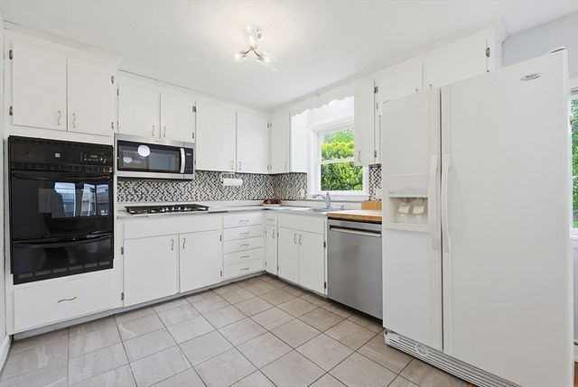 350 Central Street, Framingham, MA 01701