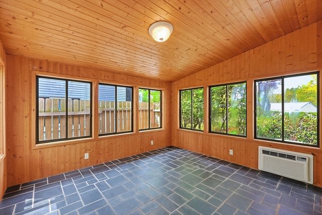 350 Central Street, Framingham, MA 01701