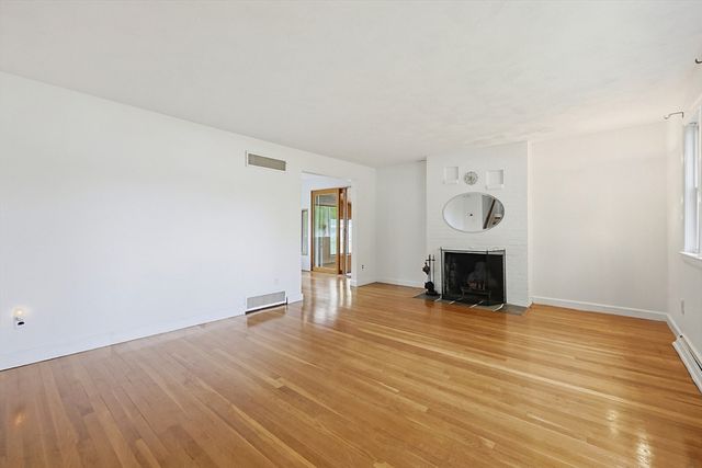 350 Central Street, Framingham, MA 01701