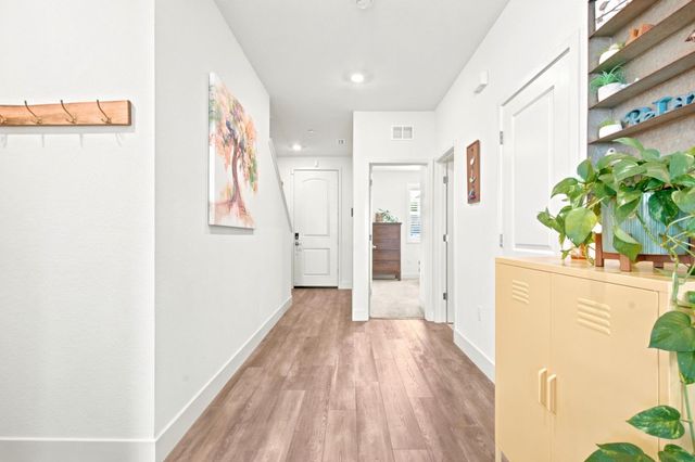 2201 Brighton Drive, Hollister, CA 95023