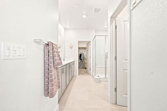 2201 Brighton Drive, Hollister, CA 95023